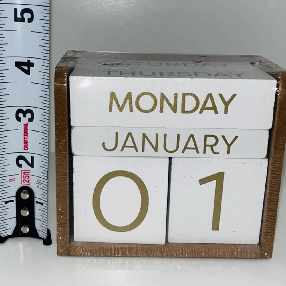 NWT Block wood Perpetual desk Calendar